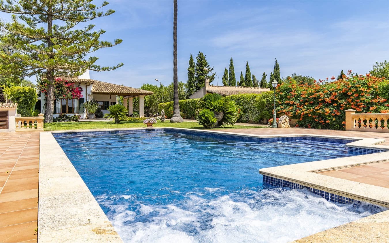 5 soverom Finca/Herregård til salgs i Sencelles med svømmebasseng garasje - € 995 000 (Ref: 9532640)