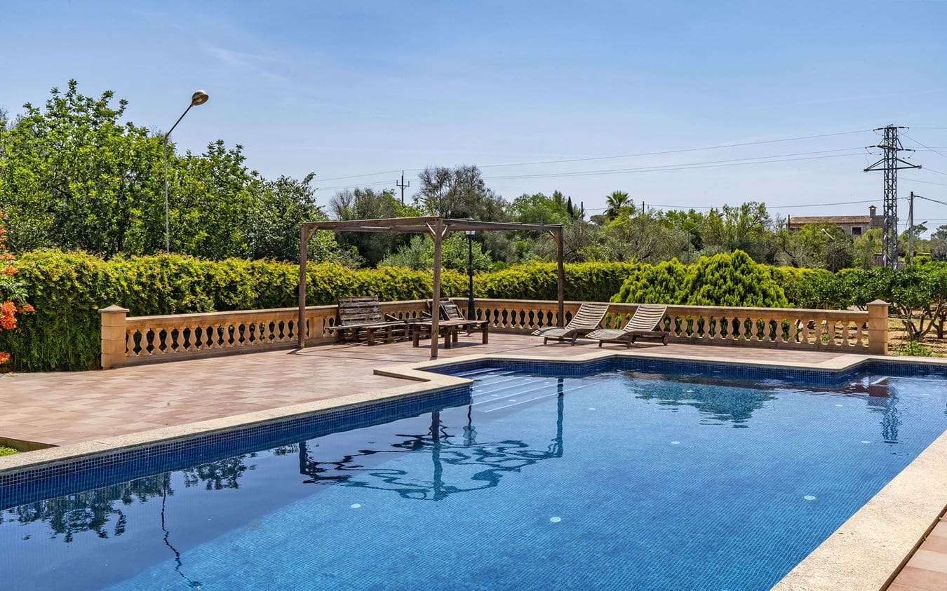 5 soverom Finca/Herregård til salgs i Sencelles med svømmebasseng garasje - € 995 000 (Ref: 9532640)