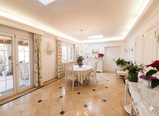 4 soveværelse Finca/Landehus til salg i Llucmajor med swimmingpool garage - € 1.650.000 (Ref: 9532835)