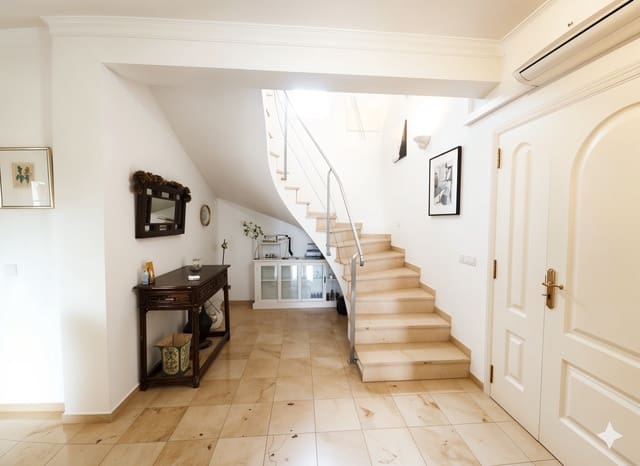 4 soveværelse Finca/Landehus til salg i Llucmajor med swimmingpool garage - € 1.650.000 (Ref: 9532835)