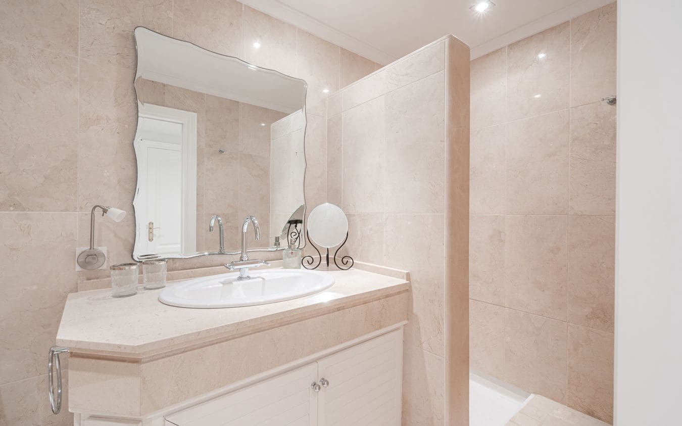 4 soveværelse Villa til salg i Cas Catala med swimmingpool garage - € 7.500.000 (Ref: 9534931)