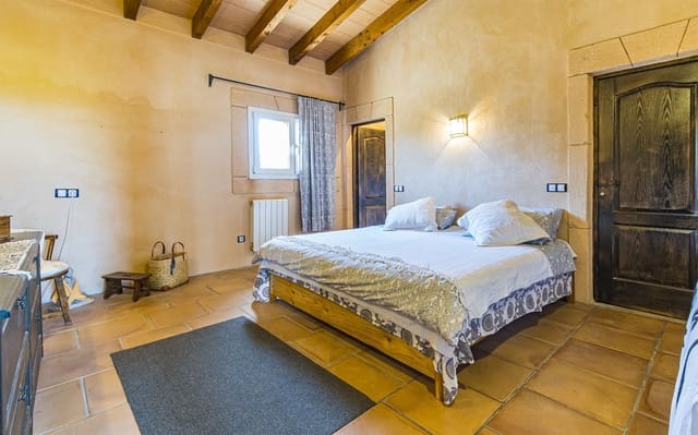 3 soverom Finca/Herregård til salgs i Sencelles med svømmebasseng garasje - € 895 000 (Ref: 9534932)