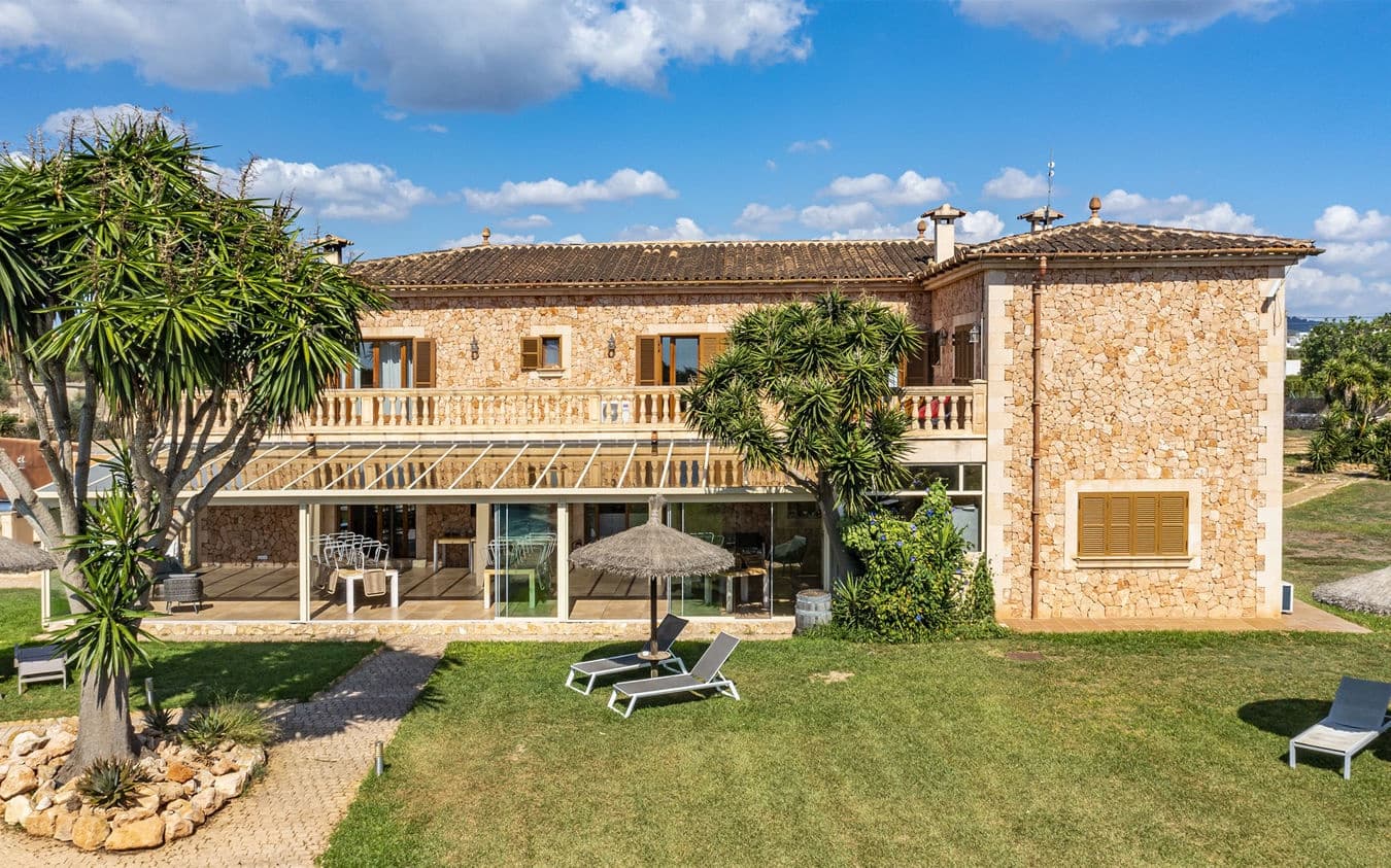 10 slaapkamer Finca/Landhuis te koop in Llucmajor met zwembad garage - € 3.400.000 (Ref: 9534939)