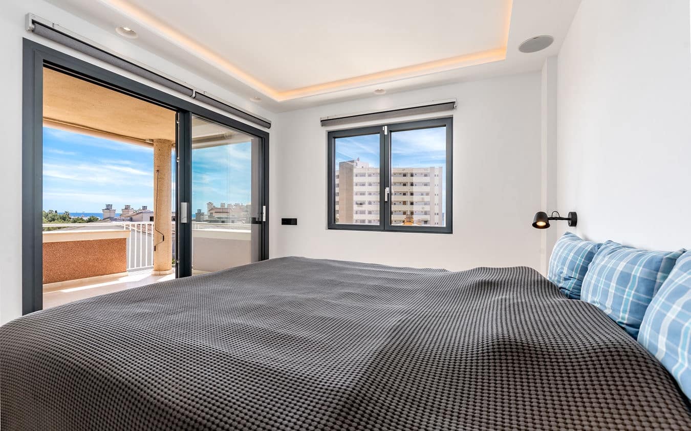 3 chambre Appartement à vendre à Portals Nous avec piscine garage - 1 990 000 € (Ref: 9534940)