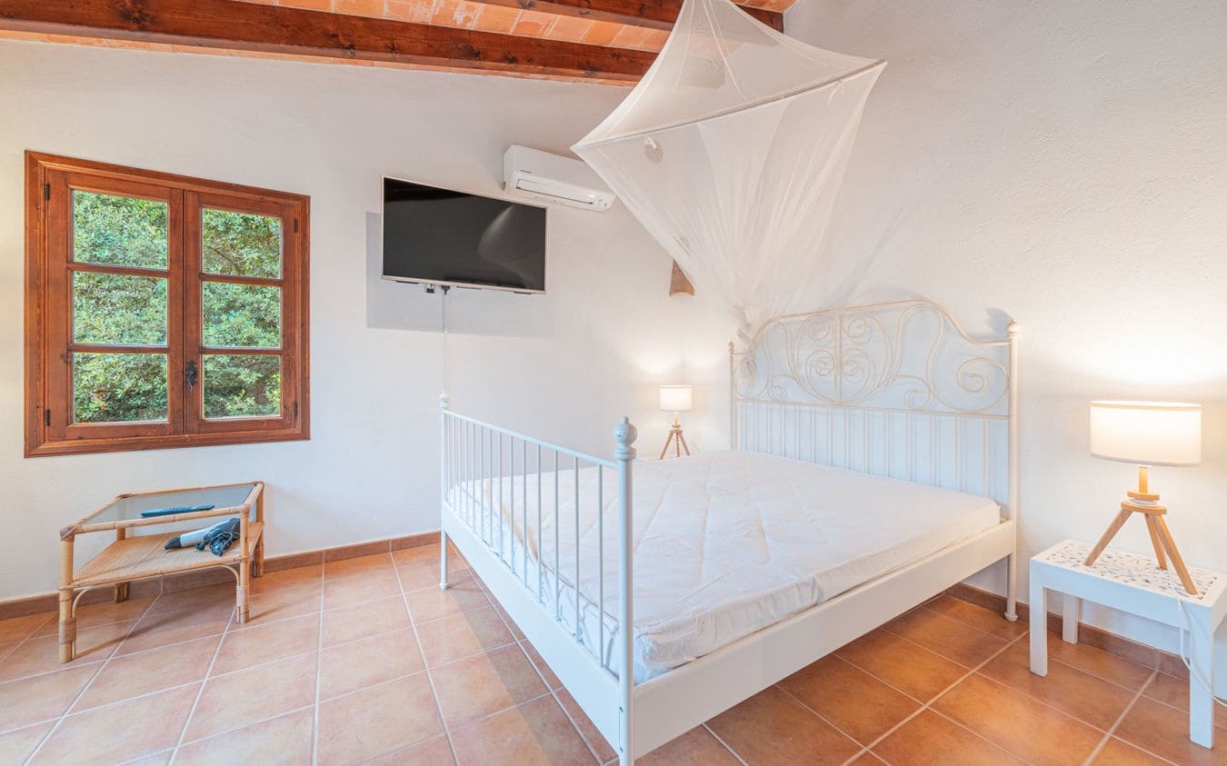 12 sypialnia Finka/Dom wiejski na sprzedaż w Pollensa / Pollenca z basenem garażem - 9 000 000 € (Ref: 9536872)