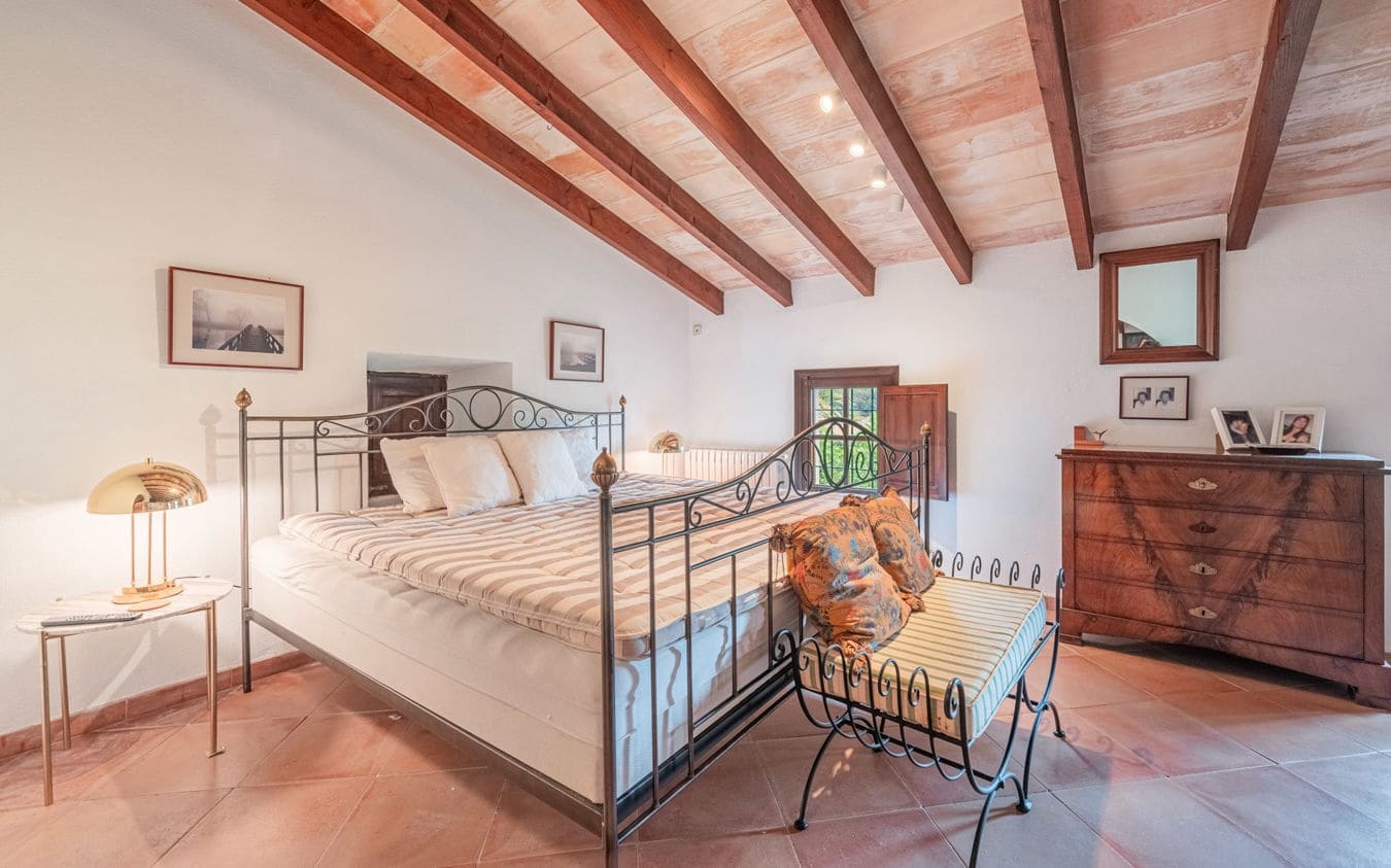 12 sypialnia Finka/Dom wiejski na sprzedaż w Pollensa / Pollenca z basenem garażem - 9 000 000 € (Ref: 9536872)