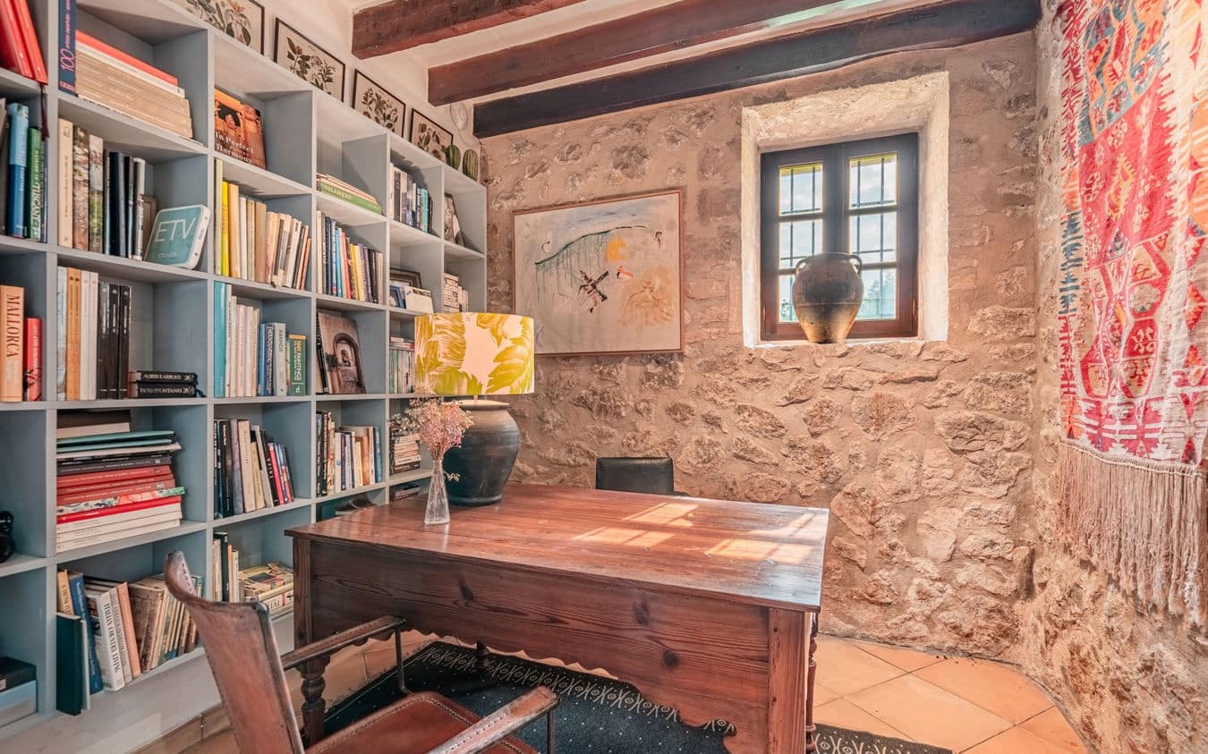 12 sypialnia Finka/Dom wiejski na sprzedaż w Pollensa / Pollenca z basenem garażem - 9 000 000 € (Ref: 9536872)