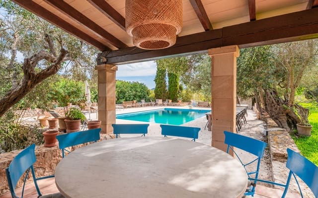 12 sypialnia Finka/Dom wiejski na sprzedaż w Pollensa / Pollença z basenem garażem - 9 000 000 € (Ref: 9536872)