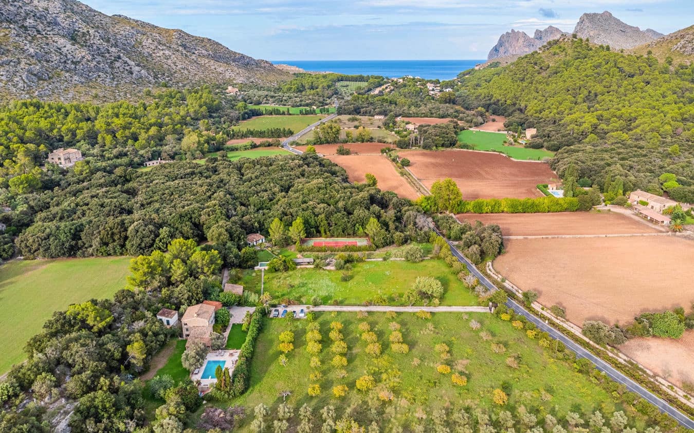 12 sypialnia Finka/Dom wiejski na sprzedaż w Pollensa / Pollenca z basenem garażem - 9 000 000 € (Ref: 9536872)