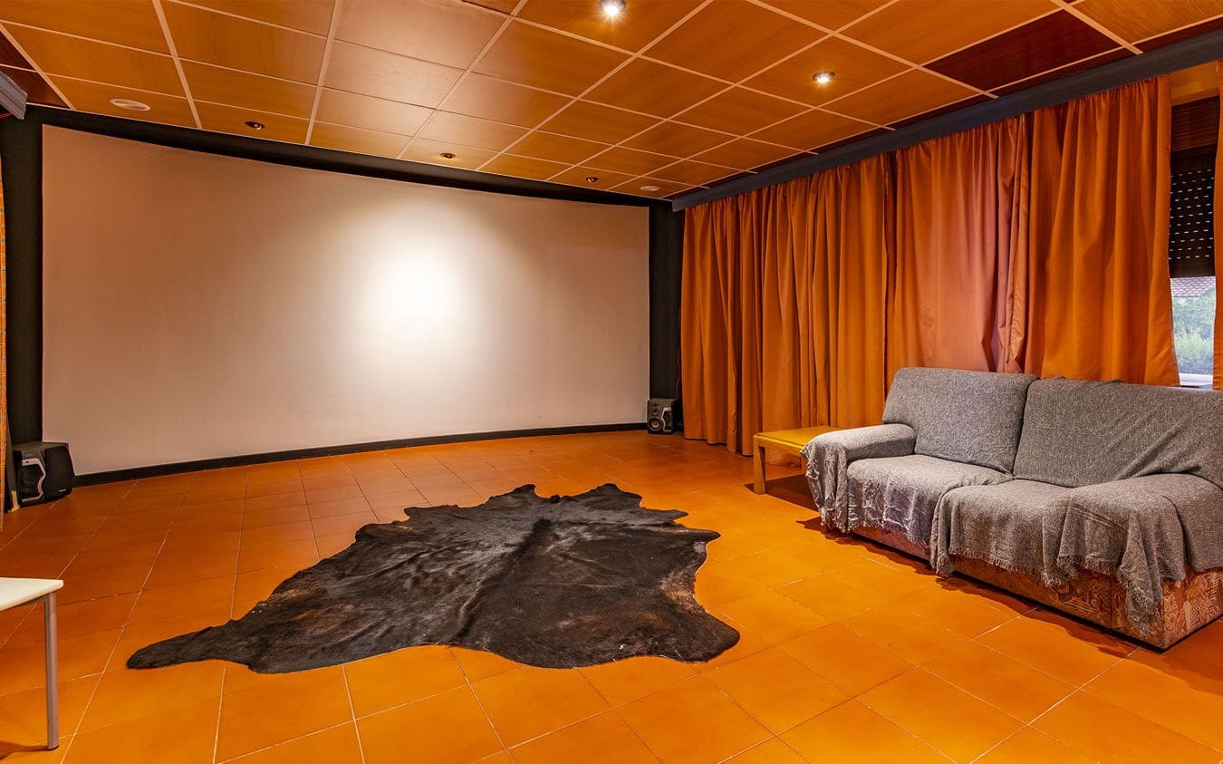 4 sypialnia Willa na sprzedaż w Badia Gran z basenem garażem - 3 850 000 € (Ref: 9537355)