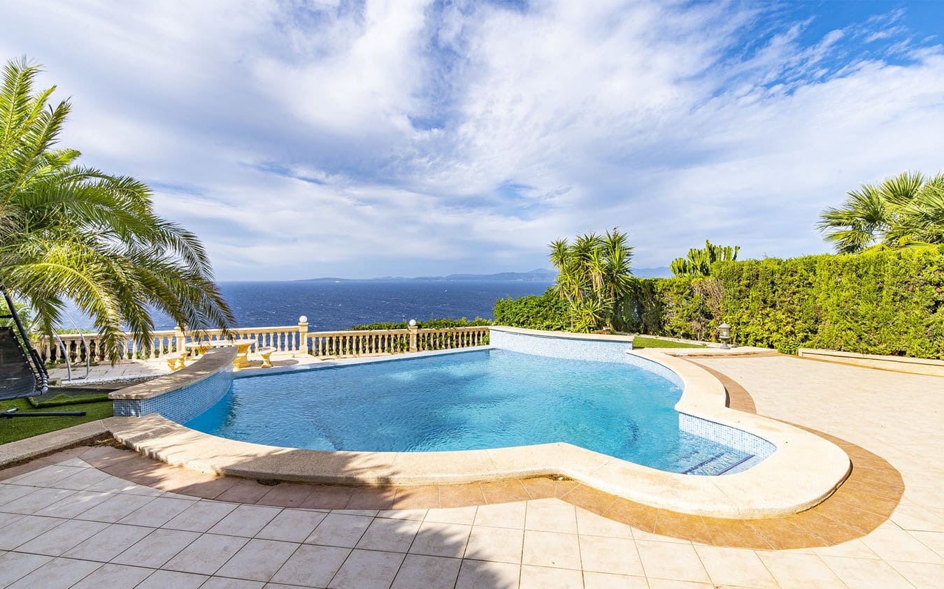 4 sypialnia Willa na sprzedaż w Badia Gran z basenem garażem - 3 850 000 € (Ref: 9537355)