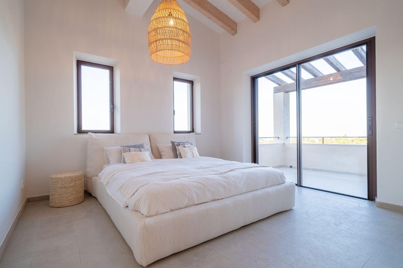 4 soveværelse Finca/Landehus til salg i Cala Llombards med swimmingpool garage - € 5.400.000 (Ref: 9537356)