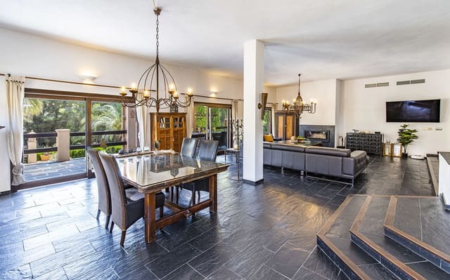 4 chambre Villa/Maison à vendre à Costa de la Calma, Calvià avec piscine garage - 2 850 000 € (Ref: 9538894)