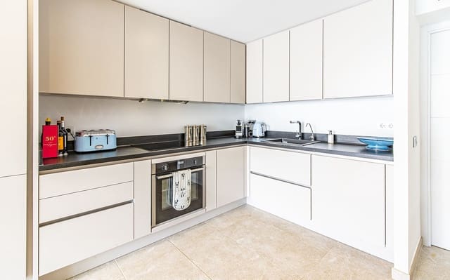 4 slaapkamer Appartement te koop in Puerto de Andratx, Andratx met zwembad - € 1.395.000 (Ref: 9538898)