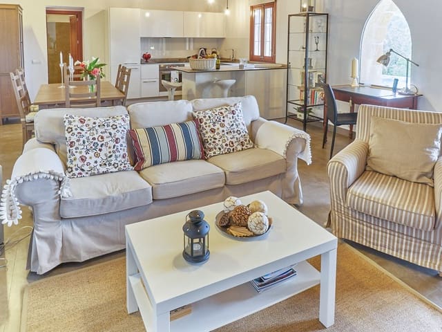 2 Zimmer Finca/Landgut zu vermieten in Sineu mit Pool - 3.150 € (Ref: 9539603)