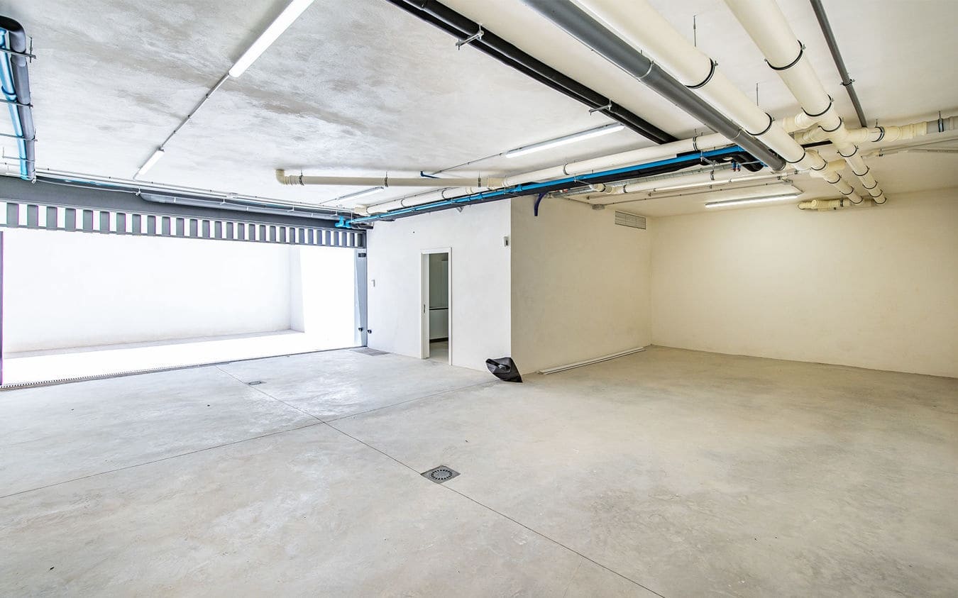 4 soveværelse Villa til salg i Genova med swimmingpool garage - € 4.600.000 (Ref: 9541720)