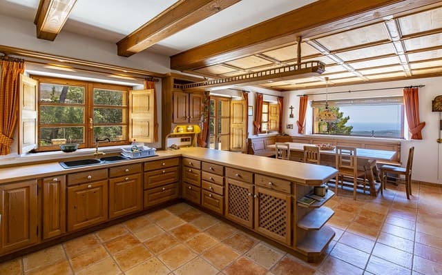 4 slaapkamer Finca/Landhuis te koop in Galilea, Puigpunyent met zwembad garage - € 2.650.000 (Ref: 9541722)