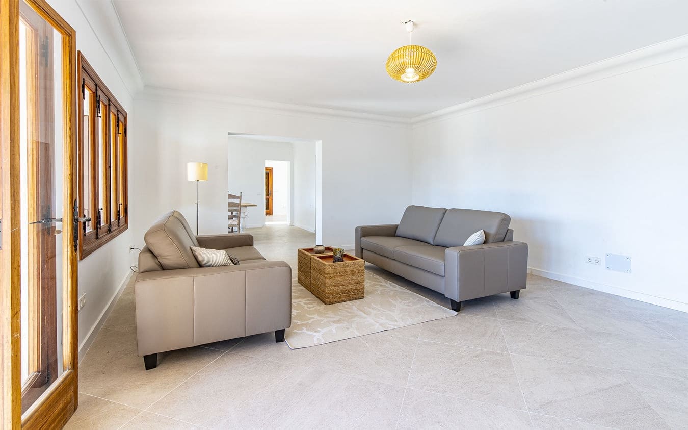 8 bedroom Villa for sale in Valldemosa with pool garage - € 2,750,000 (Ref: 9541838)