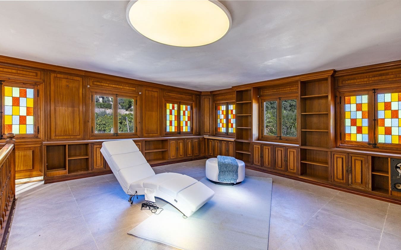 8 bedroom Villa for sale in Valldemosa with pool garage - € 2,750,000 (Ref: 9541838)