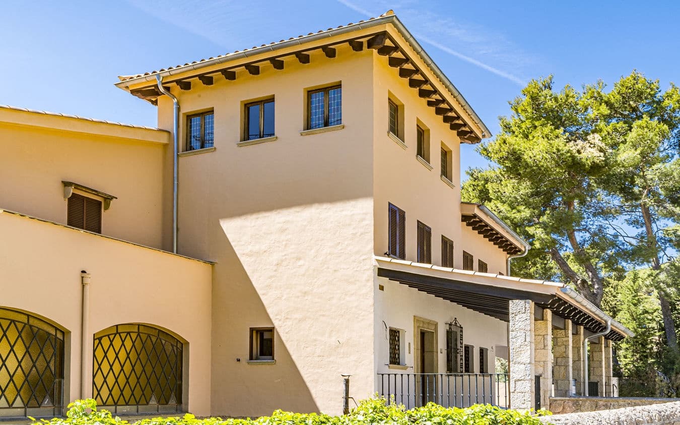 8 bedroom Villa for sale in Valldemosa with pool garage - € 2,750,000 (Ref: 9541838)