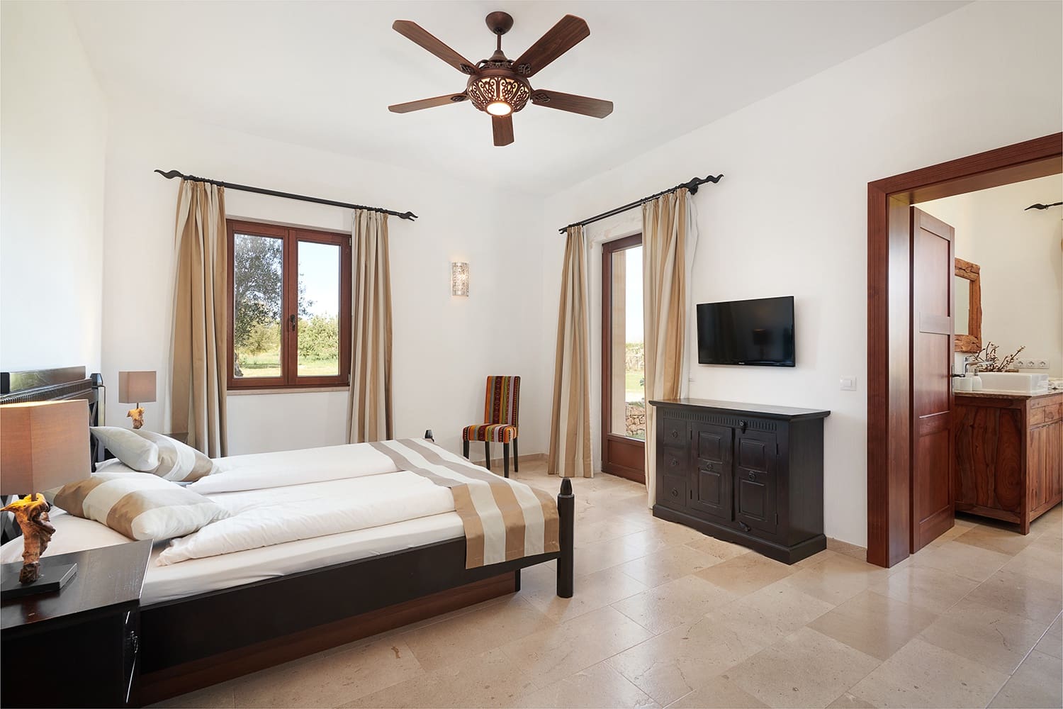 7 chambre Finca/Maison de Campagne à vendre à Cala Murada avec piscine garage - 3 650 000 € (Ref: 9546971)