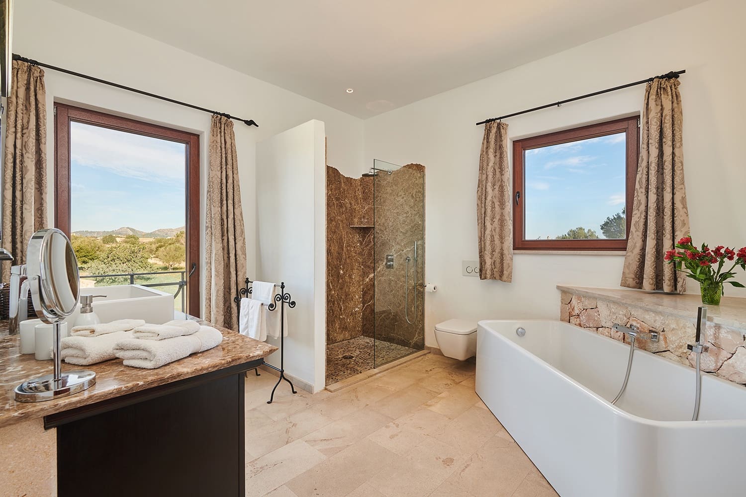 7 chambre Finca/Maison de Campagne à vendre à Cala Murada avec piscine garage - 3 650 000 € (Ref: 9546971)