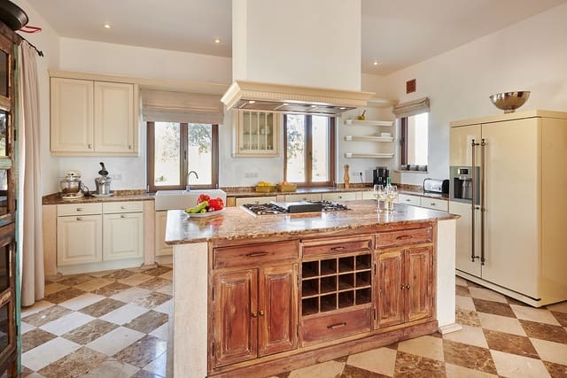 7 chambre Finca/Maison de Campagne à vendre à Cala Murada, Manacor avec piscine garage - 3 650 000 € (Ref: 9546971)