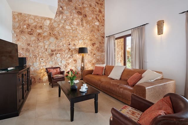 7 chambre Finca/Maison de Campagne à vendre à Cala Murada, Manacor avec piscine garage - 3 650 000 € (Ref: 9546971)