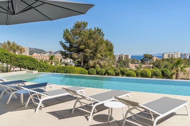 Chalet de 5 habitaciones en Palmanova, Calvià en venta con piscina garaje - 4.950.000 € (Ref: 9565608)