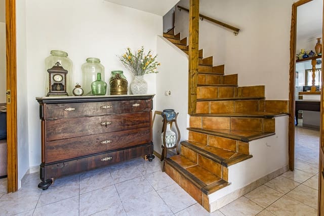 Casa de 3 habitaciones en Esporles en venta con garaje - 690.000 € (Ref: 9566558)