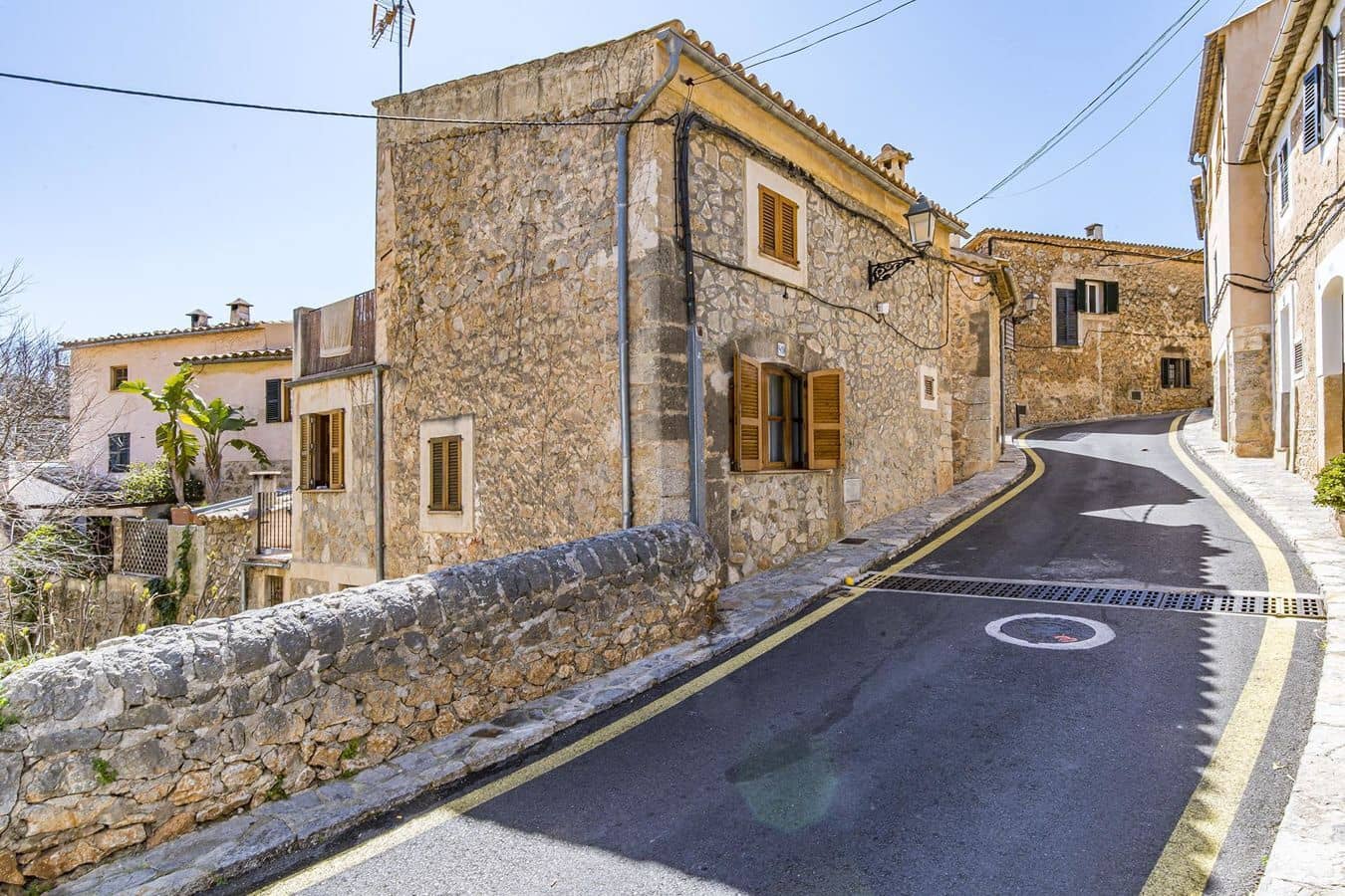 Casa de 3 habitaciones en Esporles en venta con garaje - 690.000 € (Ref: 9566558)