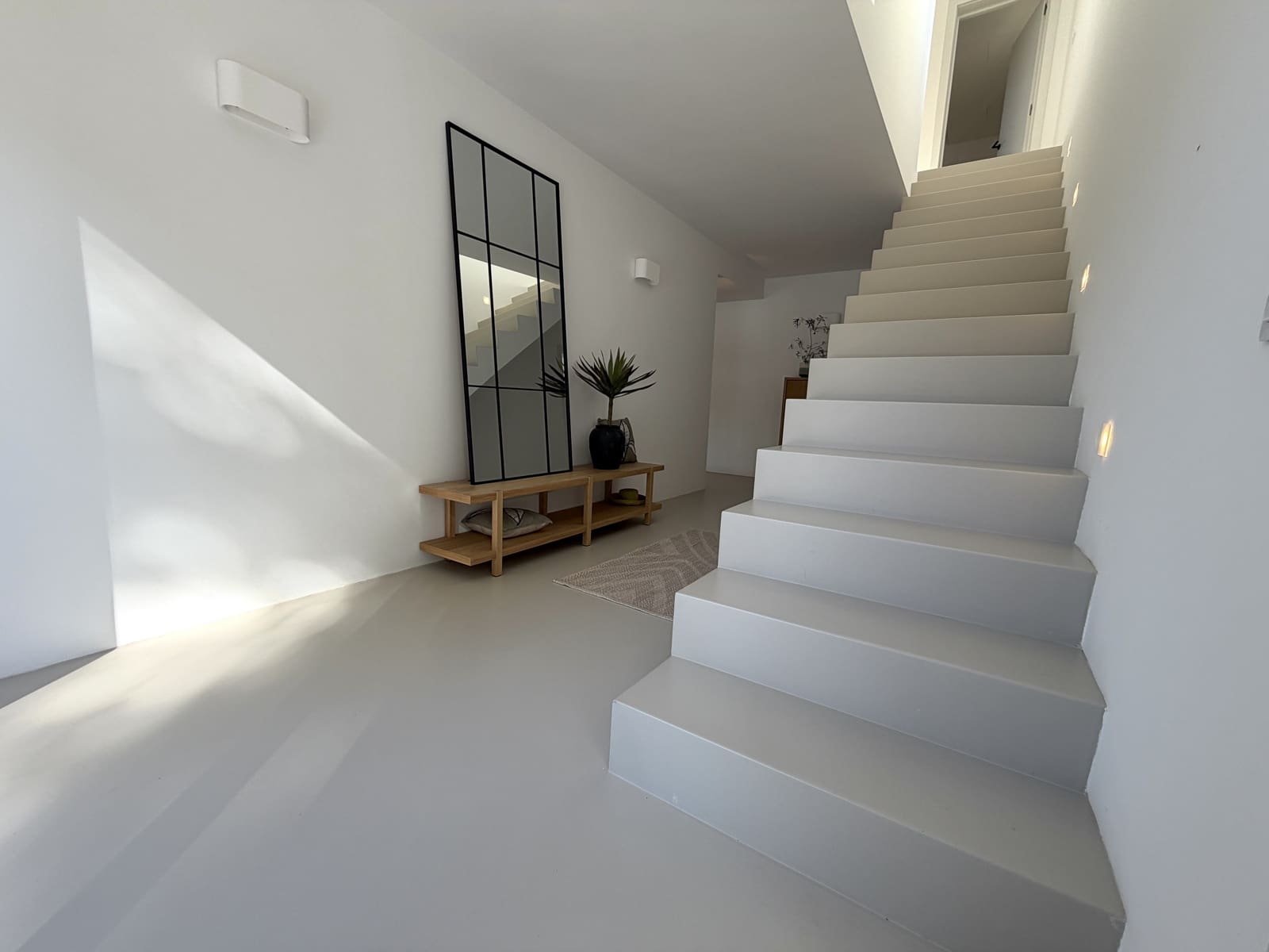 4 slaapkamer Villa te koop in Santa Ponsa met zwembad garage - € 2.950.000 (Ref: 9569422)