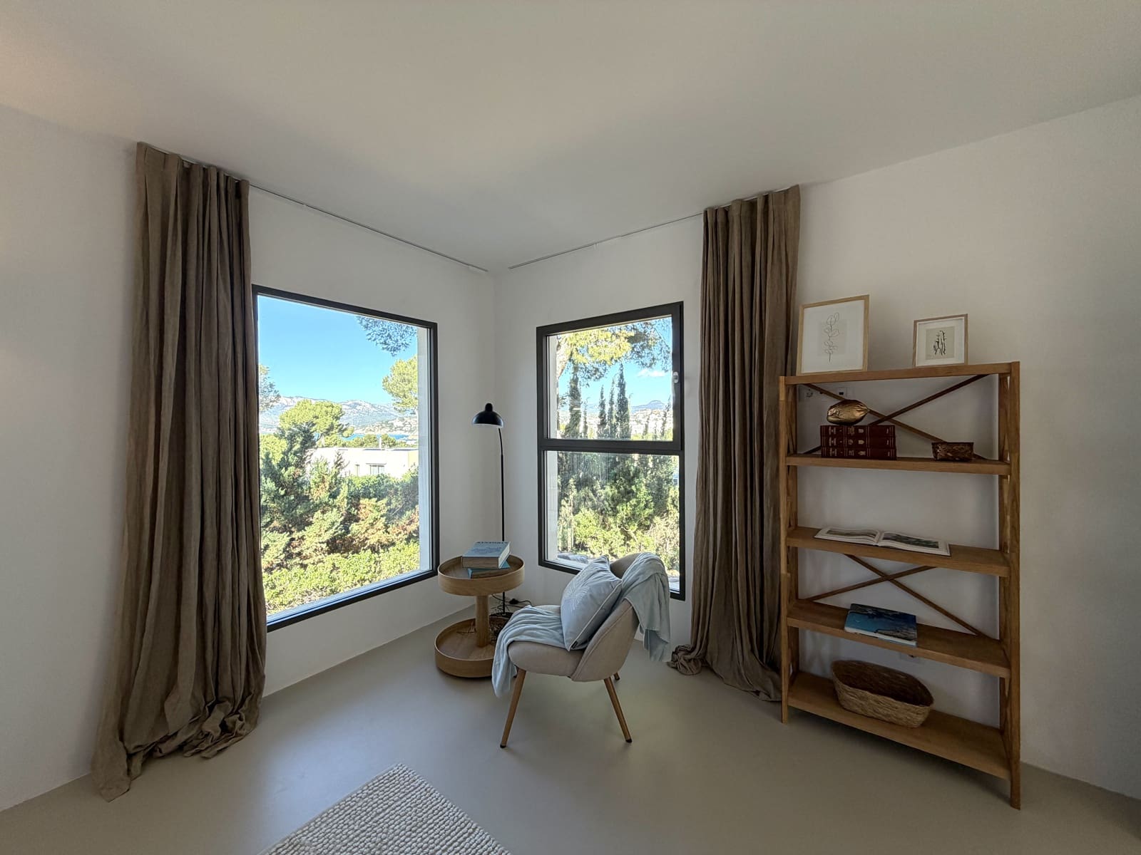 4 slaapkamer Villa te koop in Santa Ponsa met zwembad garage - € 2.950.000 (Ref: 9569422)