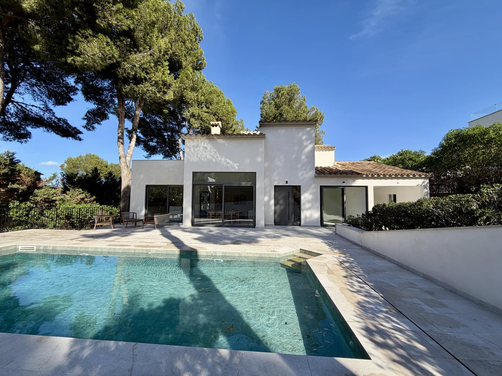 4 slaapkamer Villa te koop in Santa Ponsa met zwembad garage - € 2.950.000 (Ref: 9569422)