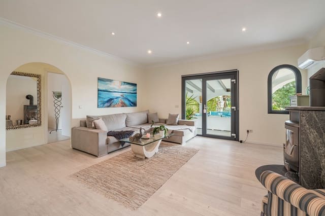 3 sovrum Finca/Hus på landet till salu i Sineu med pool garage - 1 555 000 € (Ref: 9569423)