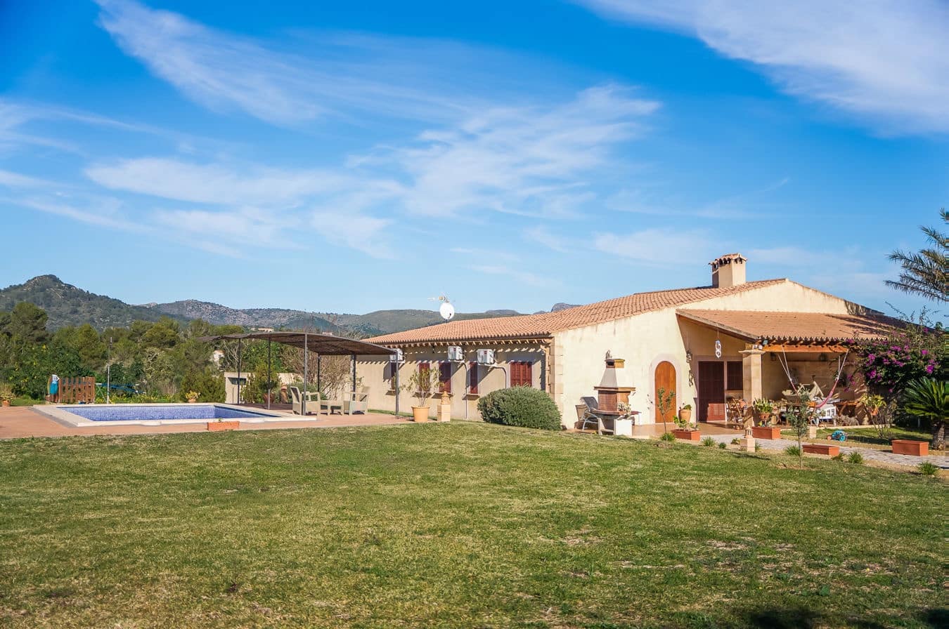 7 chambre Finca/Maison de Campagne à vendre à Arta avec piscine garage - 2 400 000 € (Ref: 9571928)