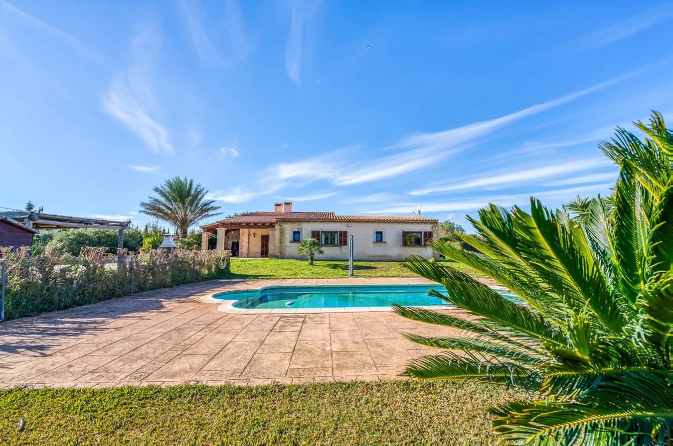 7 chambre Finca/Maison de Campagne à vendre à Arta avec piscine garage - 2 400 000 € (Ref: 9571928)