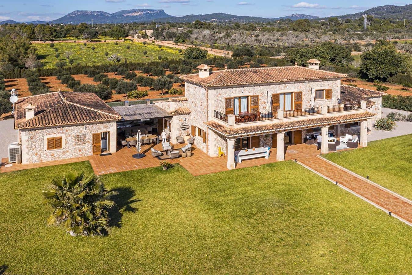 4 chambre Finca/Maison de Campagne à vendre à Llucmajor avec piscine garage - 3 500 000 € (Ref: 9571929)