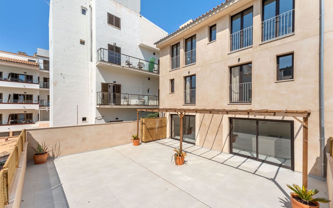 4 slaapkamer Appartement te koop in Puerto de Soller / Port de Soller - € 1.225.000 (Ref: 9571930)