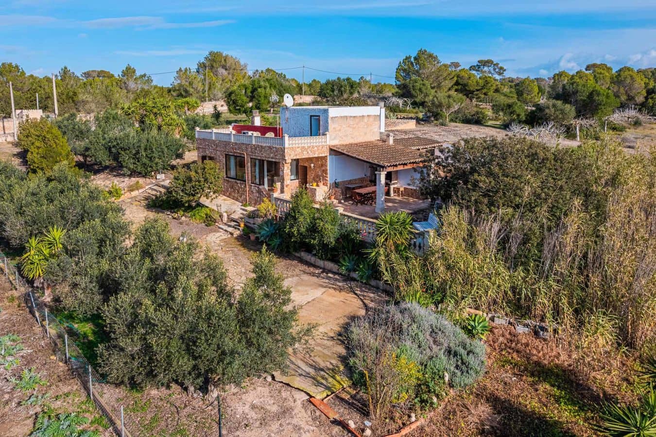 3 makuuhuone Maalaistalo myytävänä paikassa Colonia de Sant Jordi mukana 
autotalli - 1 190 000 € (Ref: 9571931)