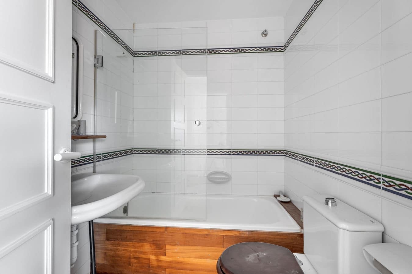 4 sypialnia Apartament na sprzedaż w Bendinat z basenem garażem - 1 390 000 € (Ref: 9579143)