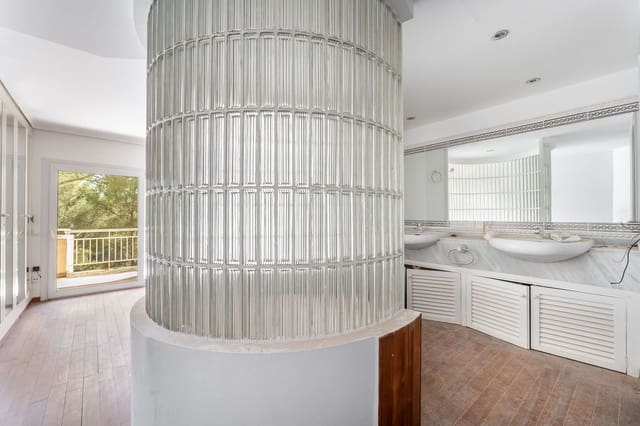 4 sypialnia Apartament na sprzedaż w Bendinat, Calvià z basenem garażem - 1 390 000 € (Ref: 9579143)