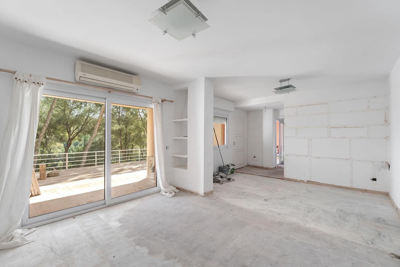 4 sypialnia Apartament na sprzedaż w Bendinat z basenem garażem - 1 390 000 € (Ref: 9579143)