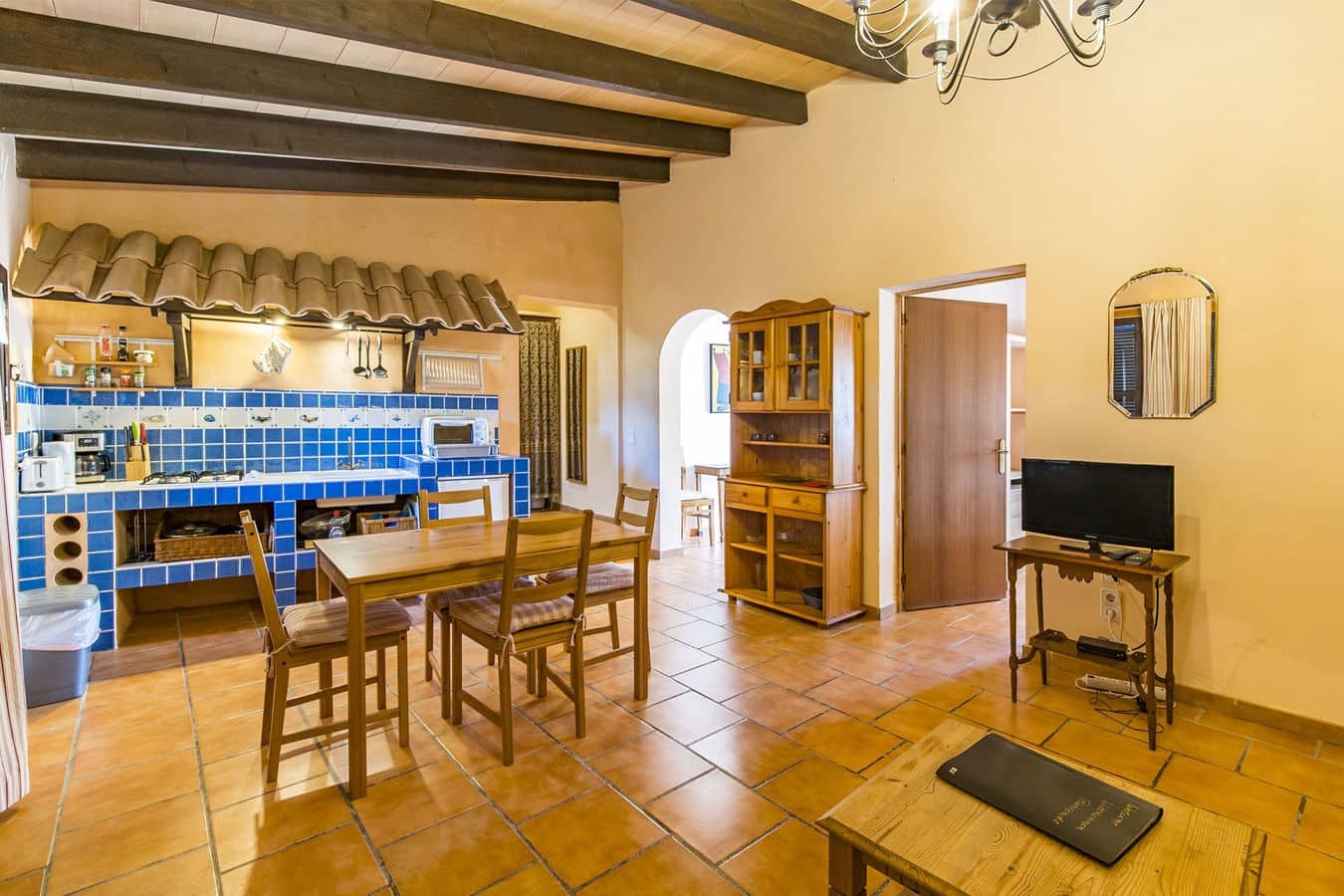 7 chambre Finca/Maison de Campagne à vendre à Montuiri avec piscine garage - 2 600 000 € (Ref: 9580054)