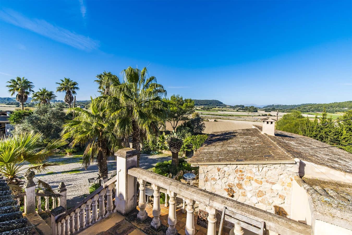 7 chambre Finca/Maison de Campagne à vendre à Montuiri avec piscine garage - 2 600 000 € (Ref: 9580054)