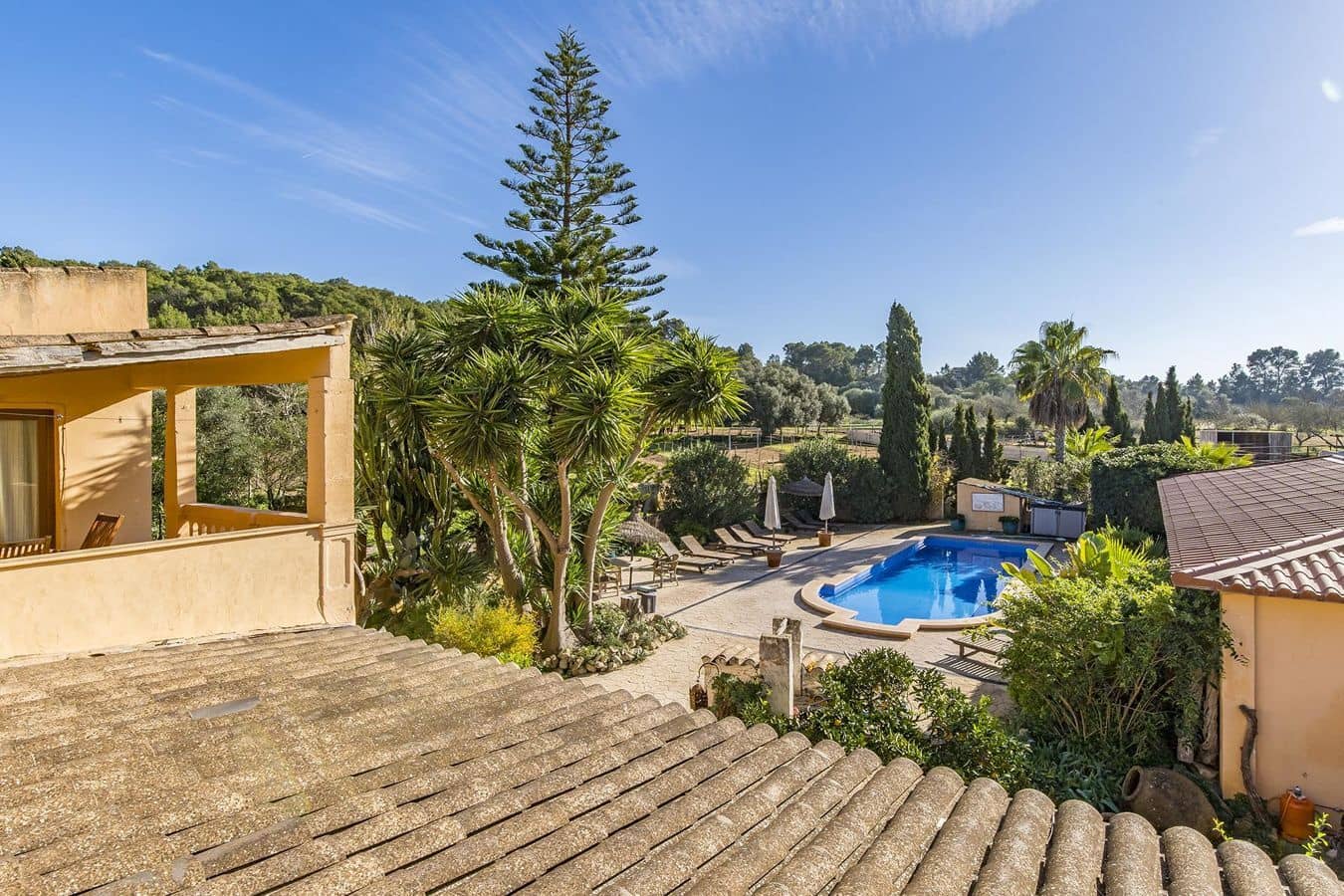 7 chambre Finca/Maison de Campagne à vendre à Montuiri avec piscine garage - 2 600 000 € (Ref: 9580054)