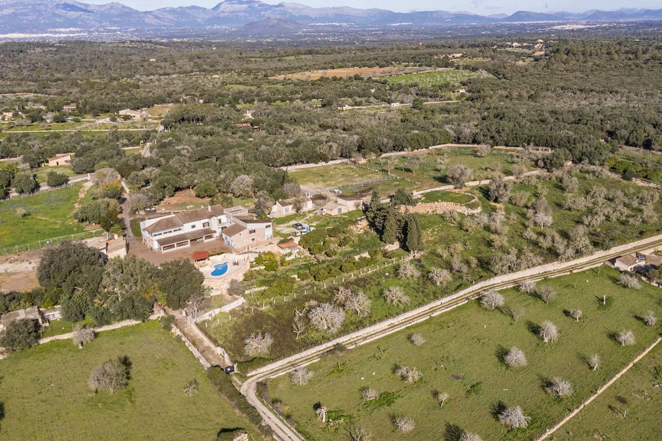 Finca/Casa Rural de 7 habitaciones en Lloret de Vista Alegre en venta con piscina garaje - 3.800.000 € (Ref: 9580057)
