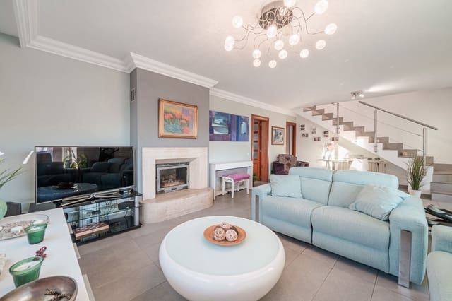 3 soveværelse Semi-Rækkehus til salg i Badia Blava, Llucmajor med garage - € 595.000 (Ref: 9584980)