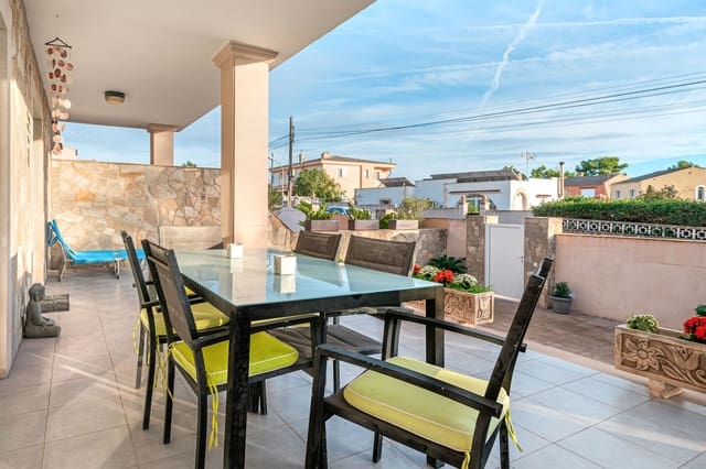 3 soveværelse Semi-Rækkehus til salg i Badia Blava, Llucmajor med garage - € 595.000 (Ref: 9584980)