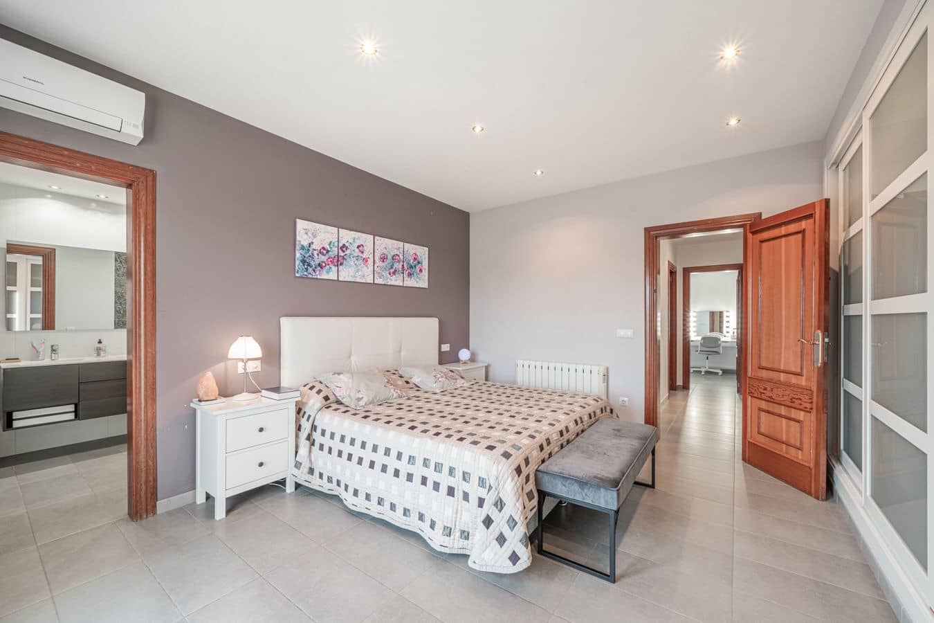 3 soveværelse Semi-Rækkehus til salg i Badia Blava med garage - € 595.000 (Ref: 9584980)